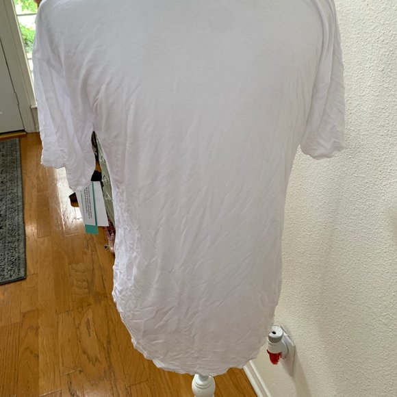 🦄 NEW! Abound XS Washed V-Neck Hi-Lo Tee - Picture 5 of 8